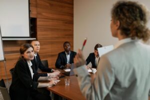 Bukan Hanya Soal Strategi: Apa yang Sesungguhnya Dilakukan Management Consulting untuk Perusahaan Anda?